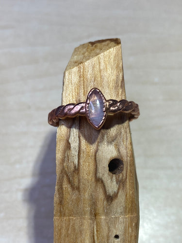 ABRACADABRA twisted marquise shaped Moonstone Ring sz 7